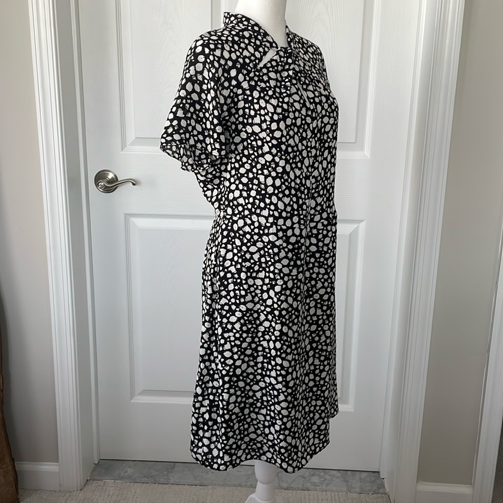 Banana Republic Fitted Patterned Dress - Picture 5 of 7